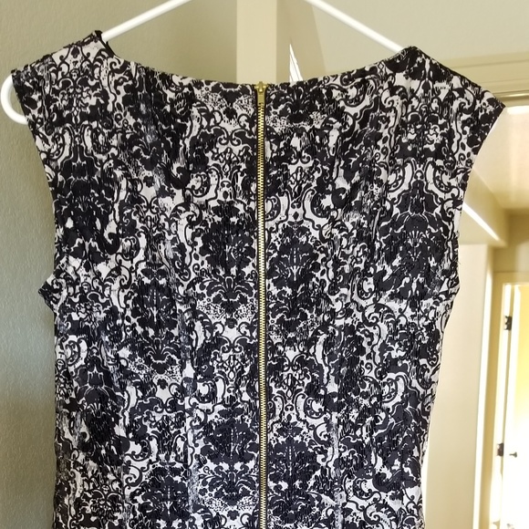 Sleeveless Fit and Flare Evening Dress - Picture 3 of 7